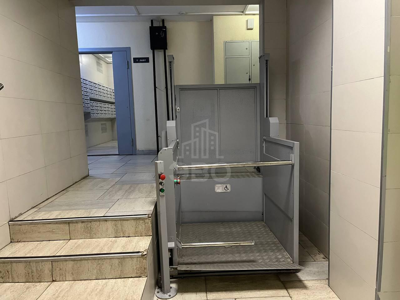 однокомнатная квартира в Санкт-Петербурге по адресу: Шоссе в Лаврики ул., 59, к 1