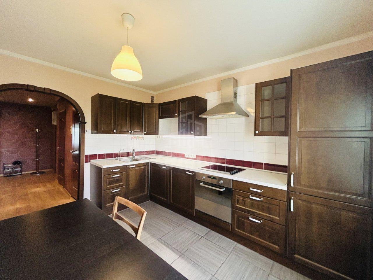 двухкомнатная квартира в Санкт-Петербурге по адресу: Бурцева ул., 18