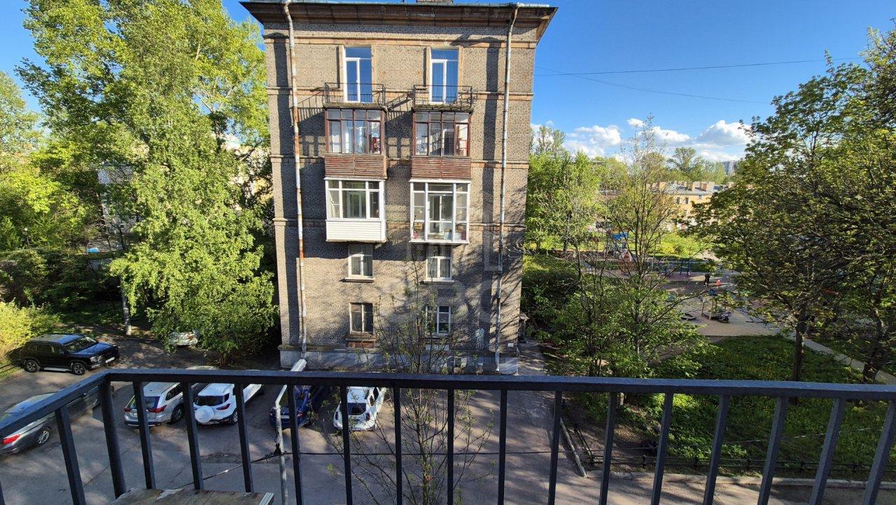 двухкомнатная квартира в Санкт-Петербурге по адресу: Ткачей ул., 22