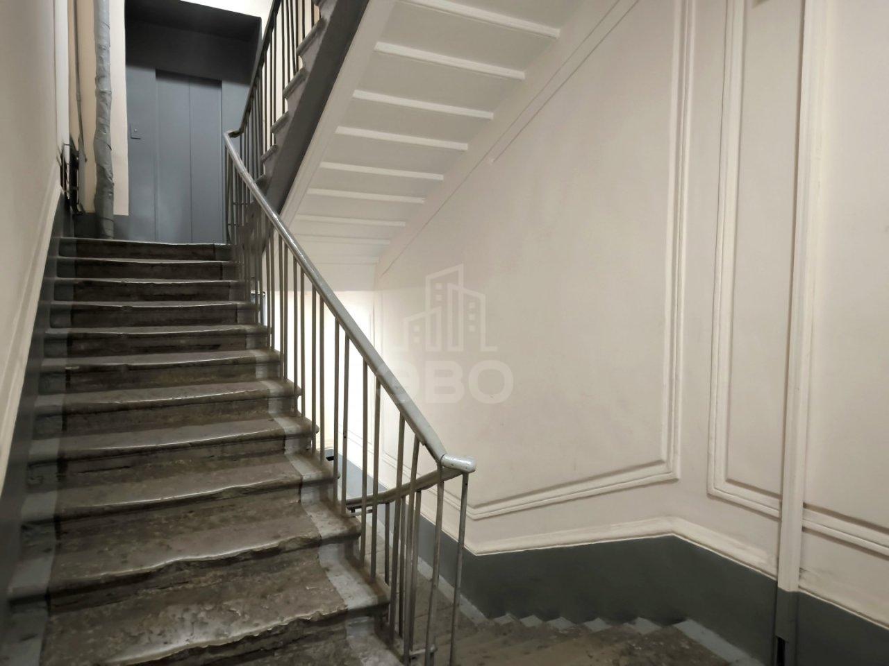 четырехкомнатная квартира в Санкт-Петербурге по адресу: Нейшлотский пер., 15Б