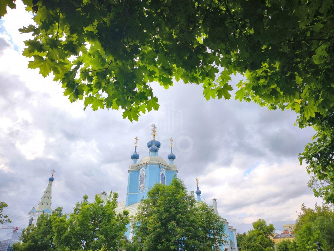 четырехкомнатная квартира в Санкт-Петербурге по адресу: Нейшлотский пер., 15Б