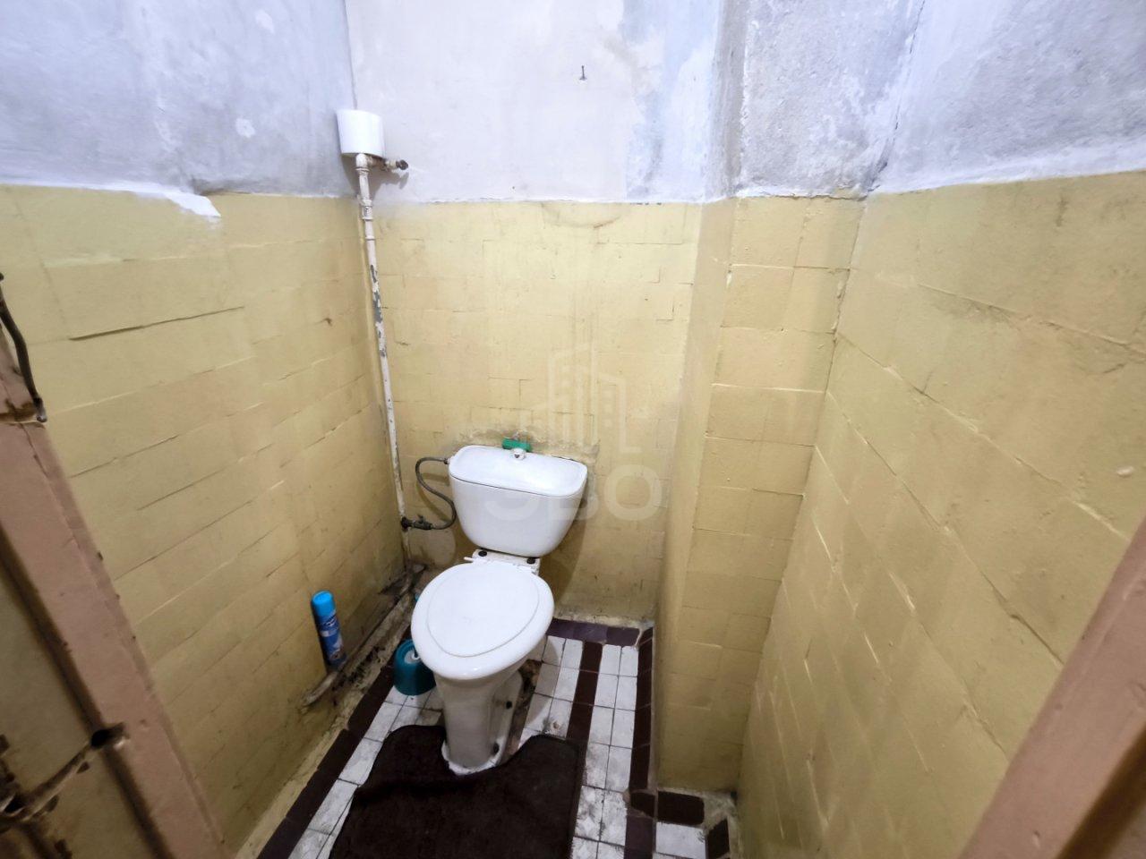 четырехкомнатная квартира в Санкт-Петербурге по адресу: Нейшлотский пер., 15Б