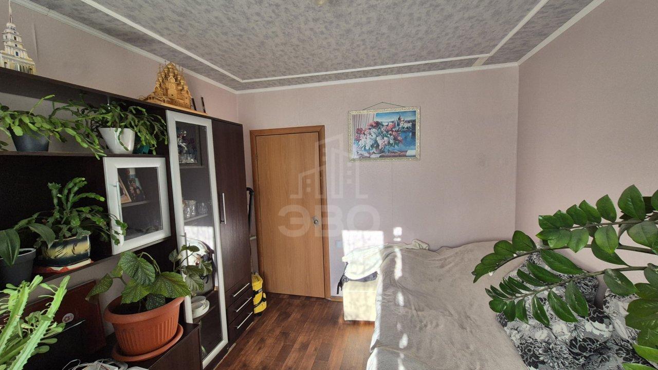 двухкомнатная квартира в Ленинградской области по адресу: Центральная ул., 8