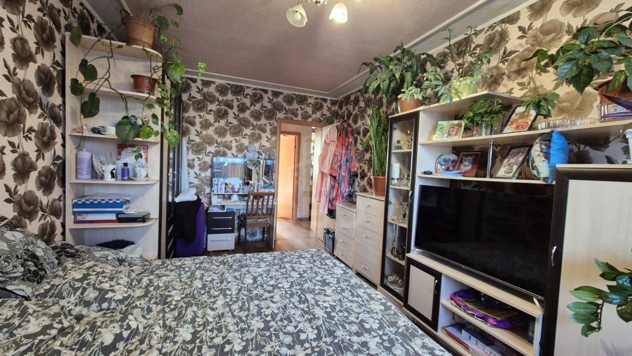 двухкомнатная квартира в Ленинградской области по адресу: Центральная ул., 8