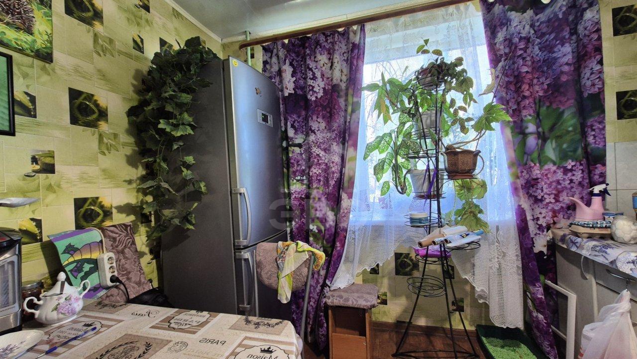 двухкомнатная квартира в Ленинградской области по адресу: Центральная ул., 8