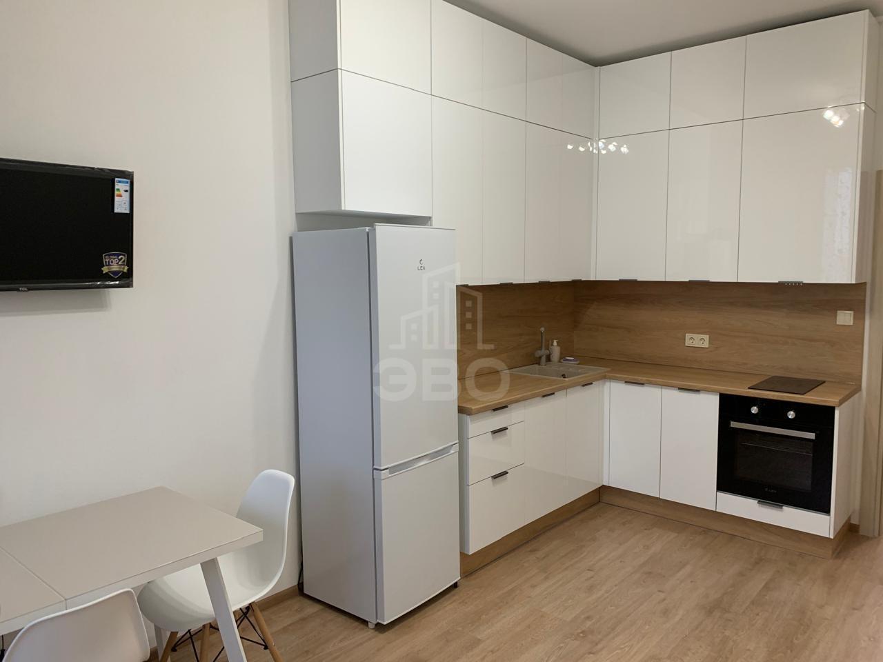 однокомнатная квартира в Санкт-Петербурге по адресу: Новолитовская ул., 12