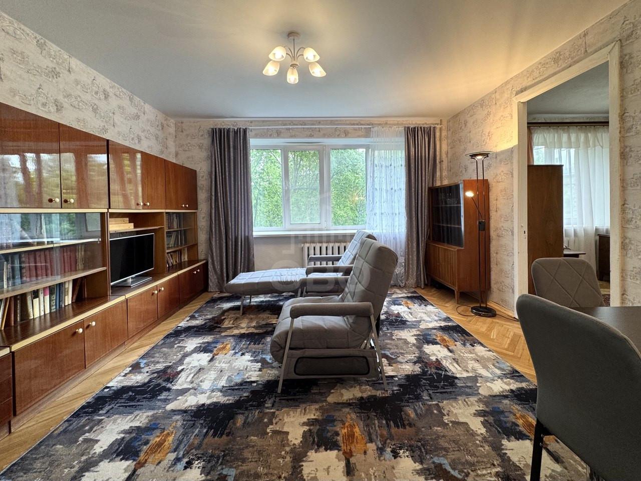 трехкомнатная квартира в Санкт-Петербурге по адресу: Тореза проспект, 90