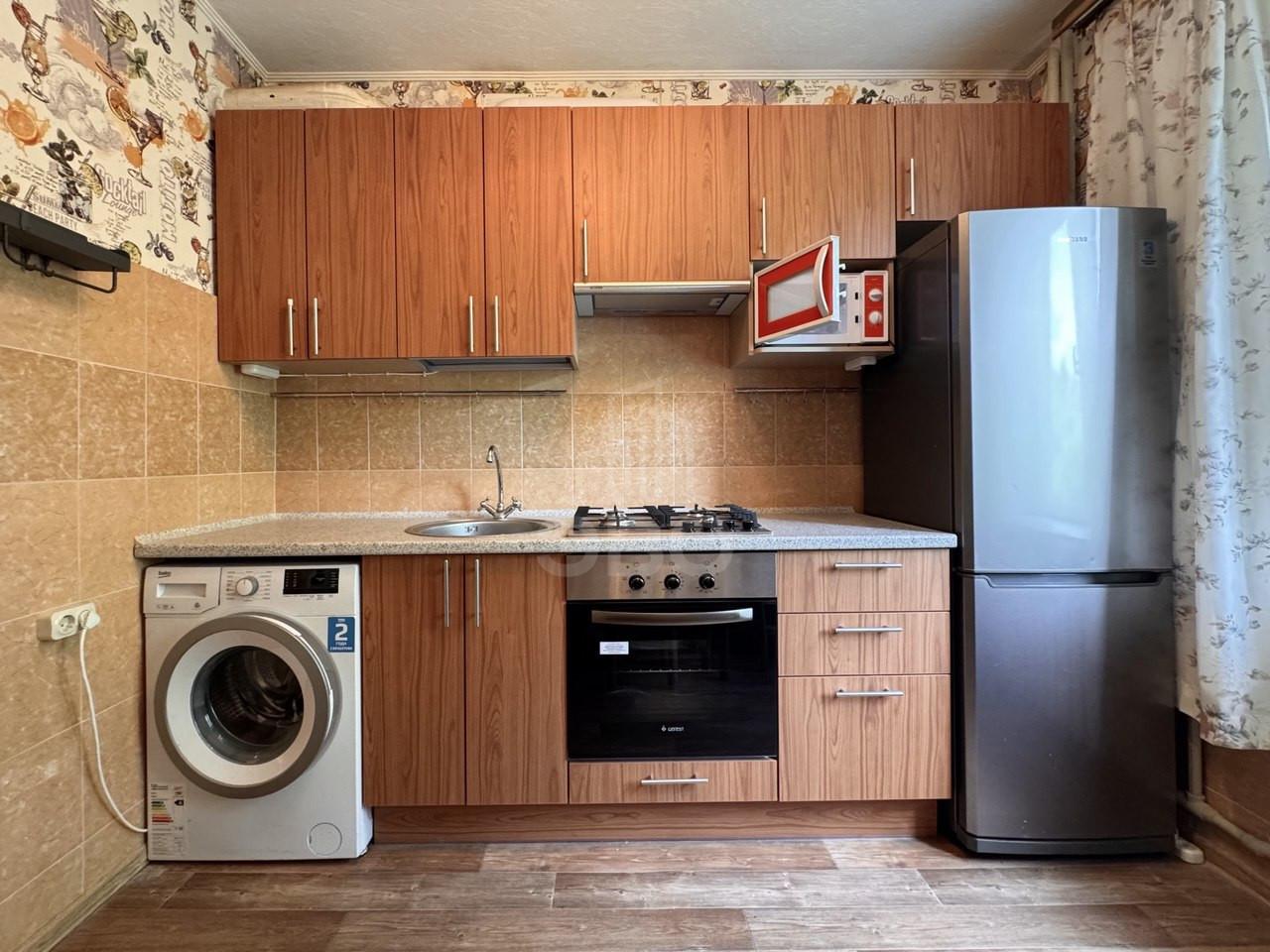 трехкомнатная квартира в Санкт-Петербурге по адресу: Тореза проспект, 90