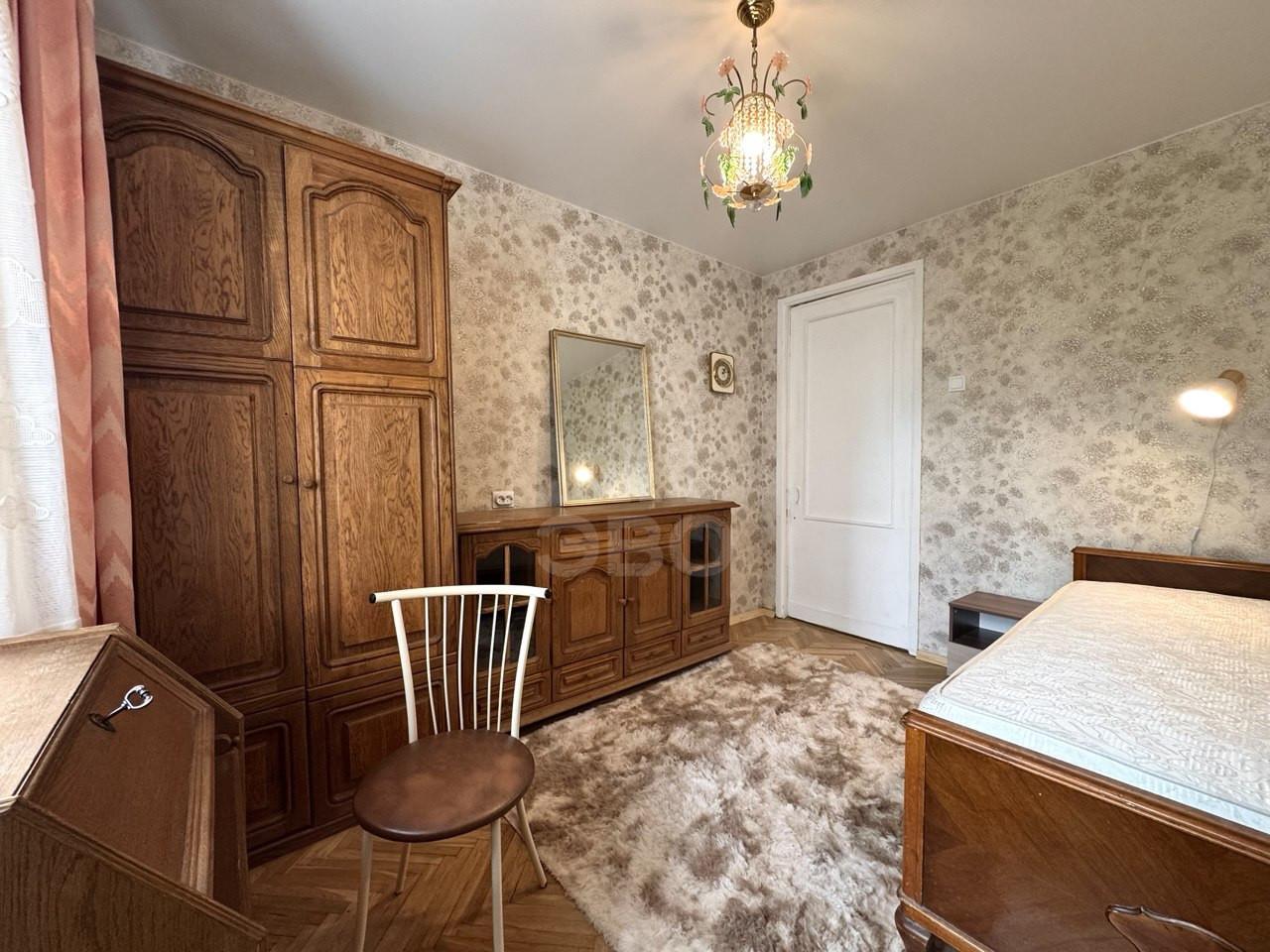 трехкомнатная квартира в Санкт-Петербурге по адресу: Тореза проспект, 90