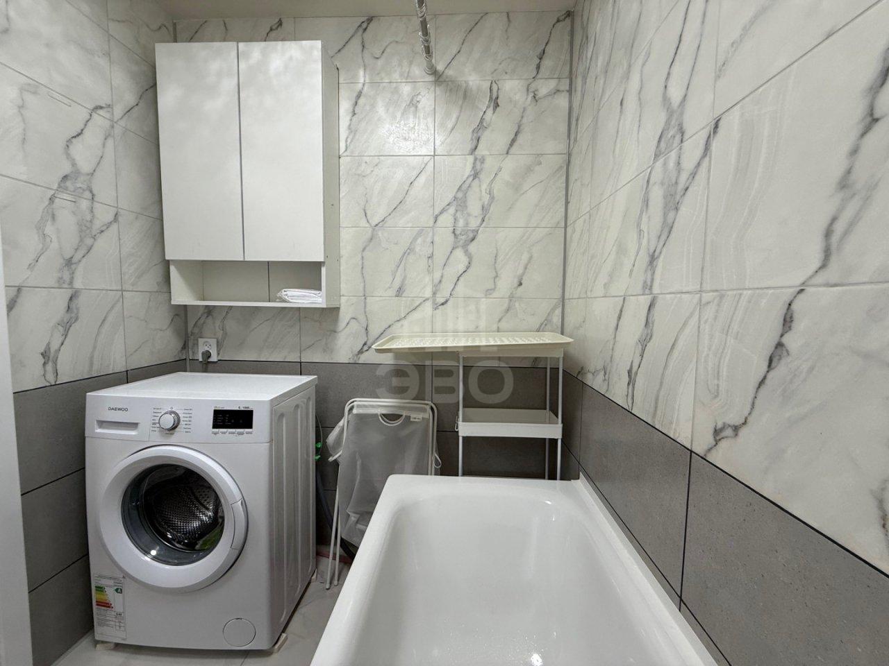 трехкомнатная квартира в Санкт-Петербурге по адресу: Комендантский проспект, 13