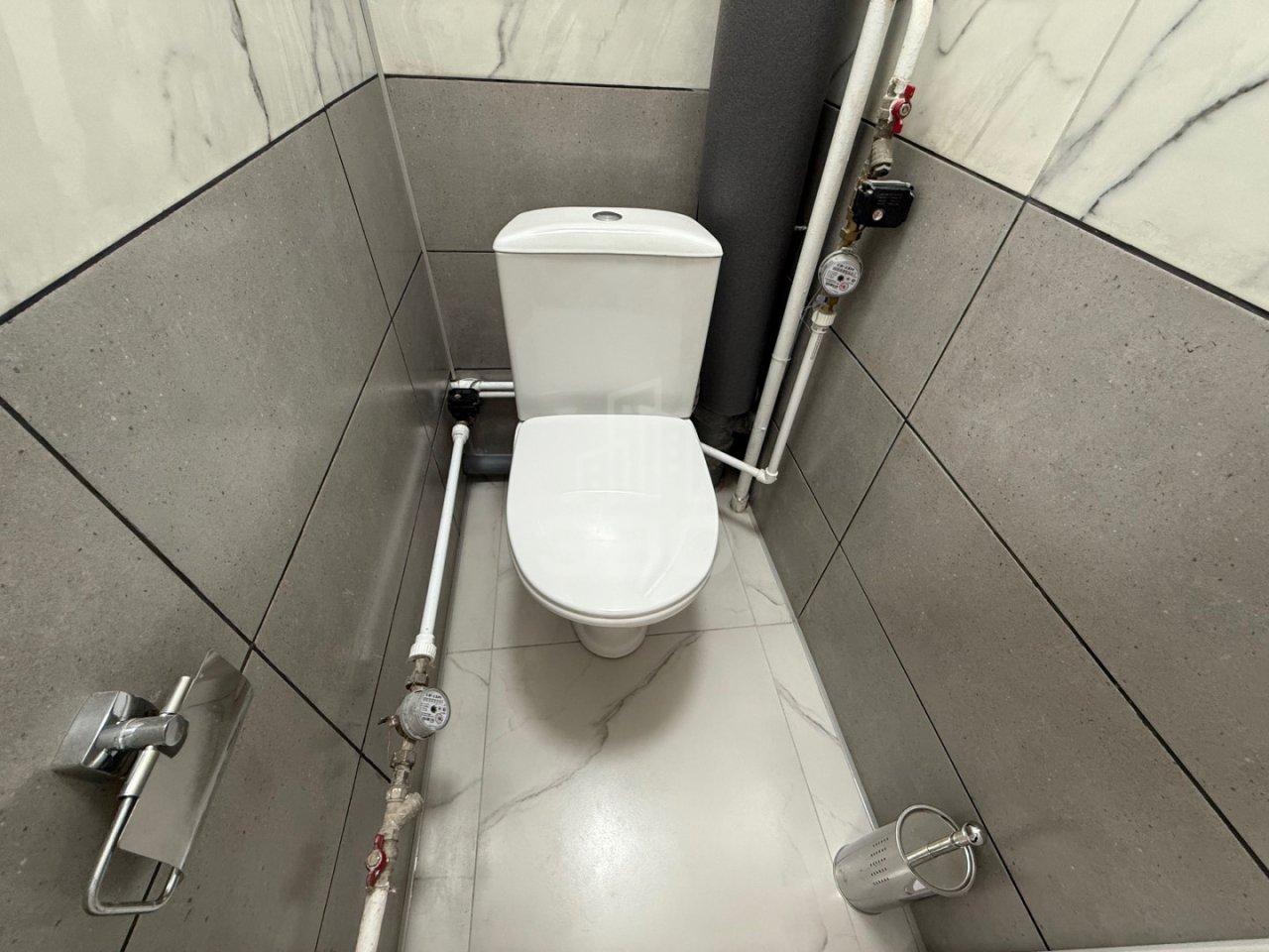 трехкомнатная квартира в Санкт-Петербурге по адресу: Комендантский проспект, 13