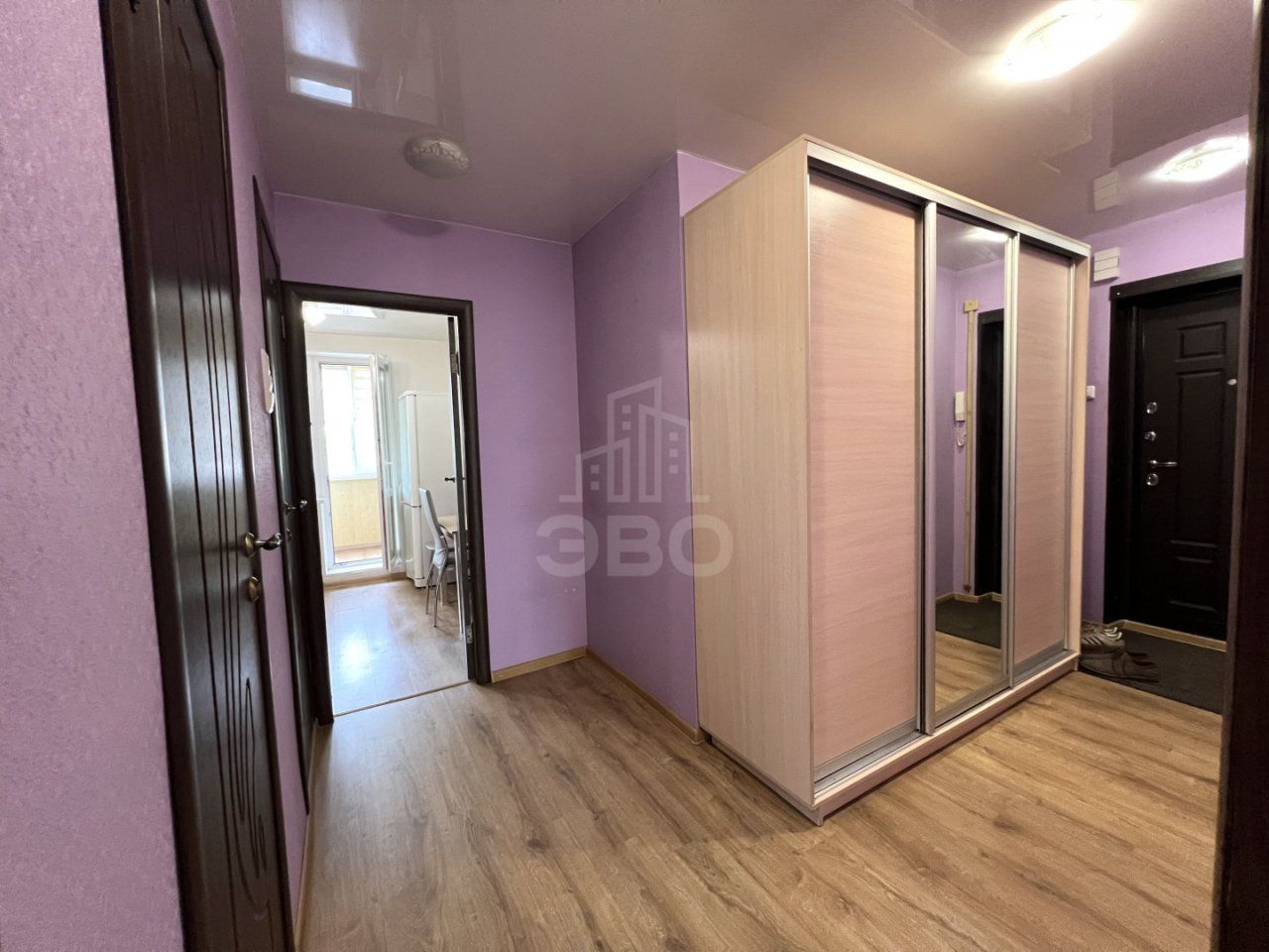 однокомнатная квартира в Санкт-Петербурге по адресу: Десантников ул., 12, к 1