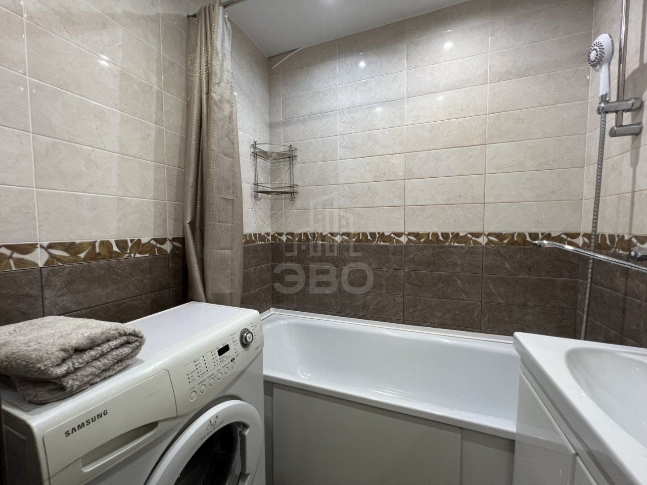 однокомнатная квартира в Санкт-Петербурге по адресу: Десантников ул., 12, к 1