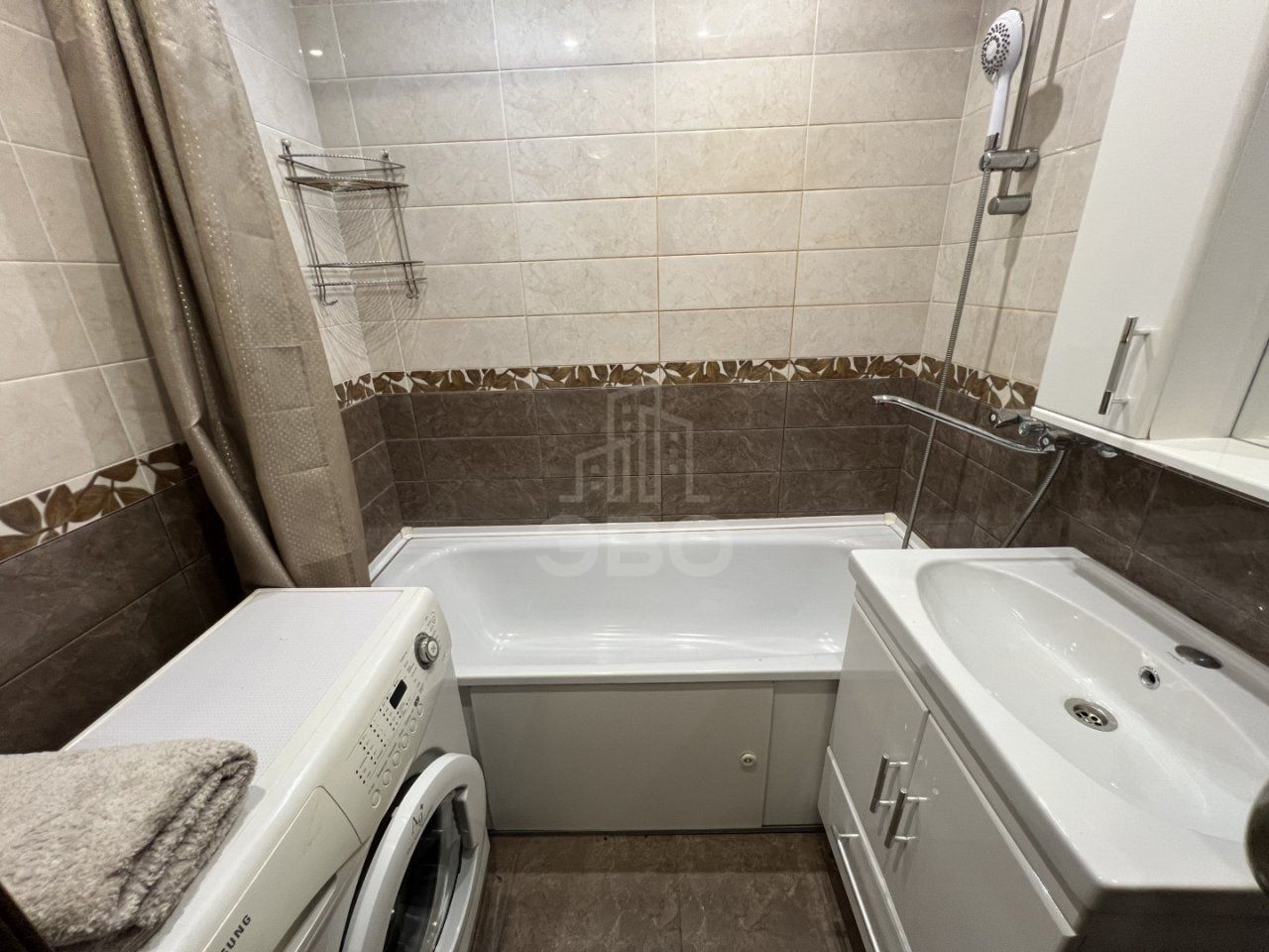 однокомнатная квартира в Санкт-Петербурге по адресу: Десантников ул., 12, к 1