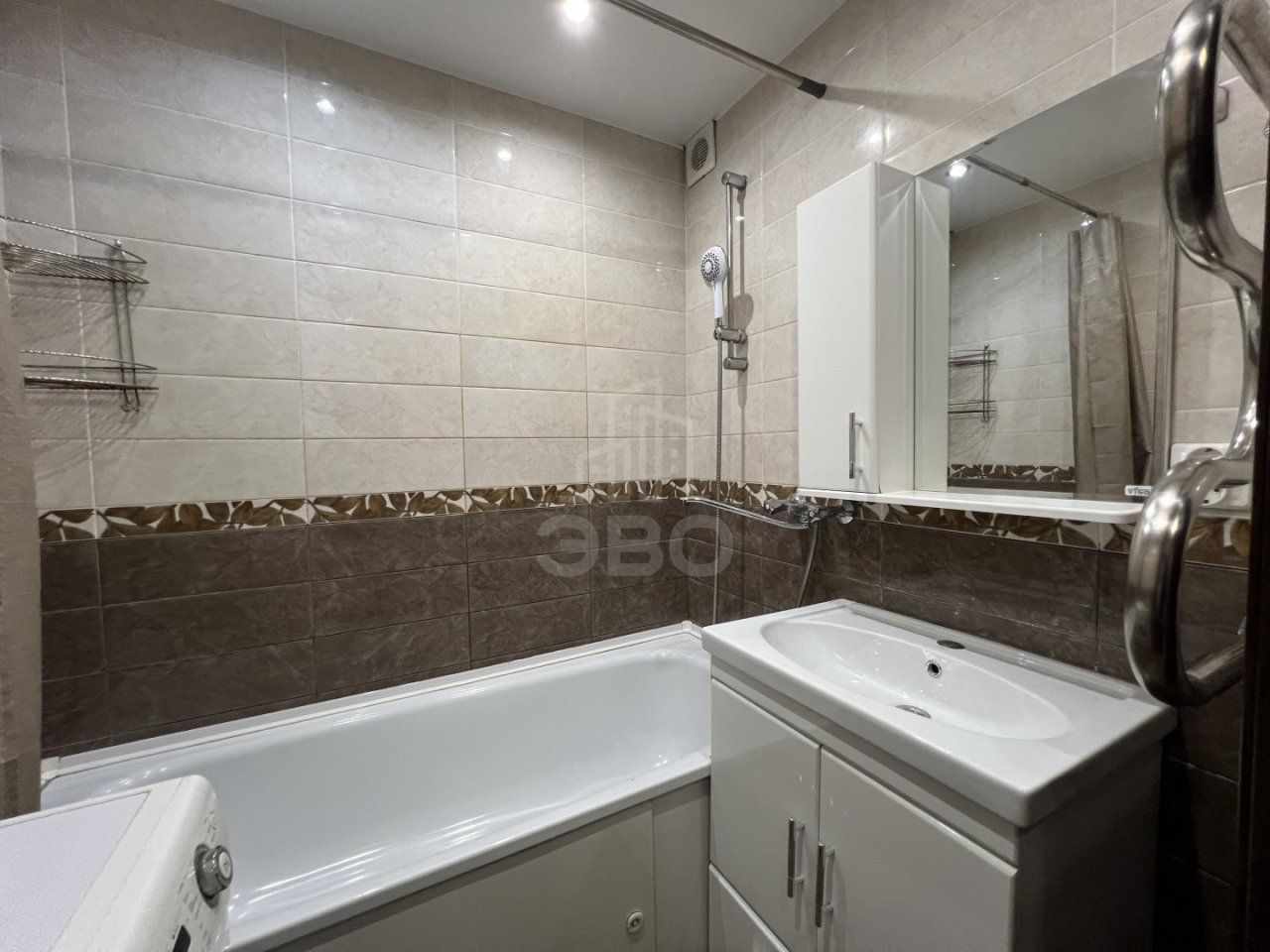 однокомнатная квартира в Санкт-Петербурге по адресу: Десантников ул., 12, к 1