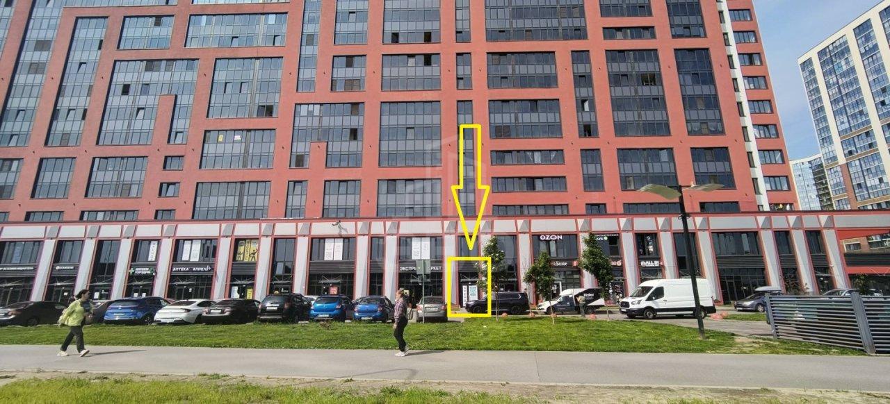 коммерция в Санкт-Петербурге по адресу: Строителей проспект, 16