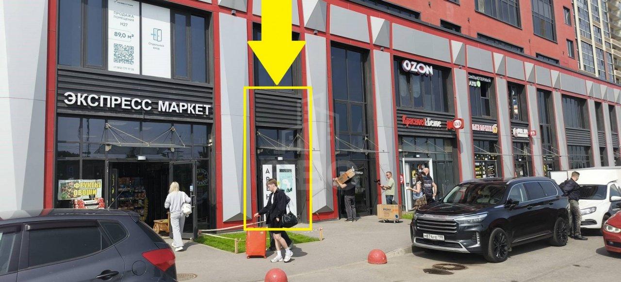 коммерция в Санкт-Петербурге по адресу: Строителей проспект, 16