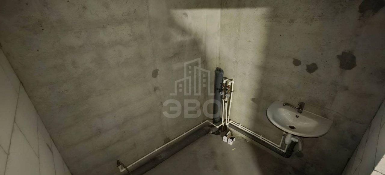 коммерция в Санкт-Петербурге по адресу: Строителей проспект, 16