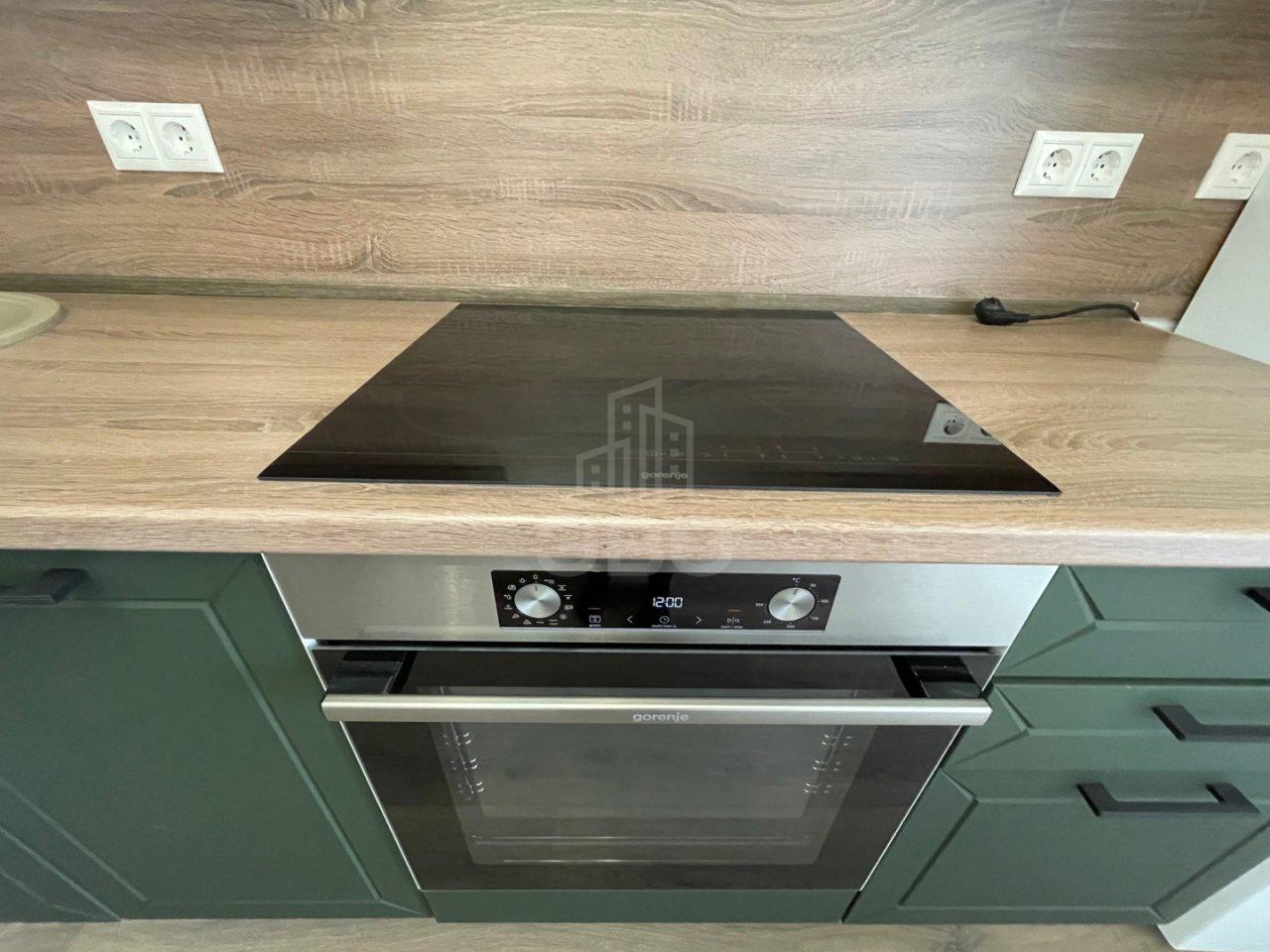 однокомнатная квартира в Санкт-Петербурге по адресу: Парфеновская ул., 14, к 1