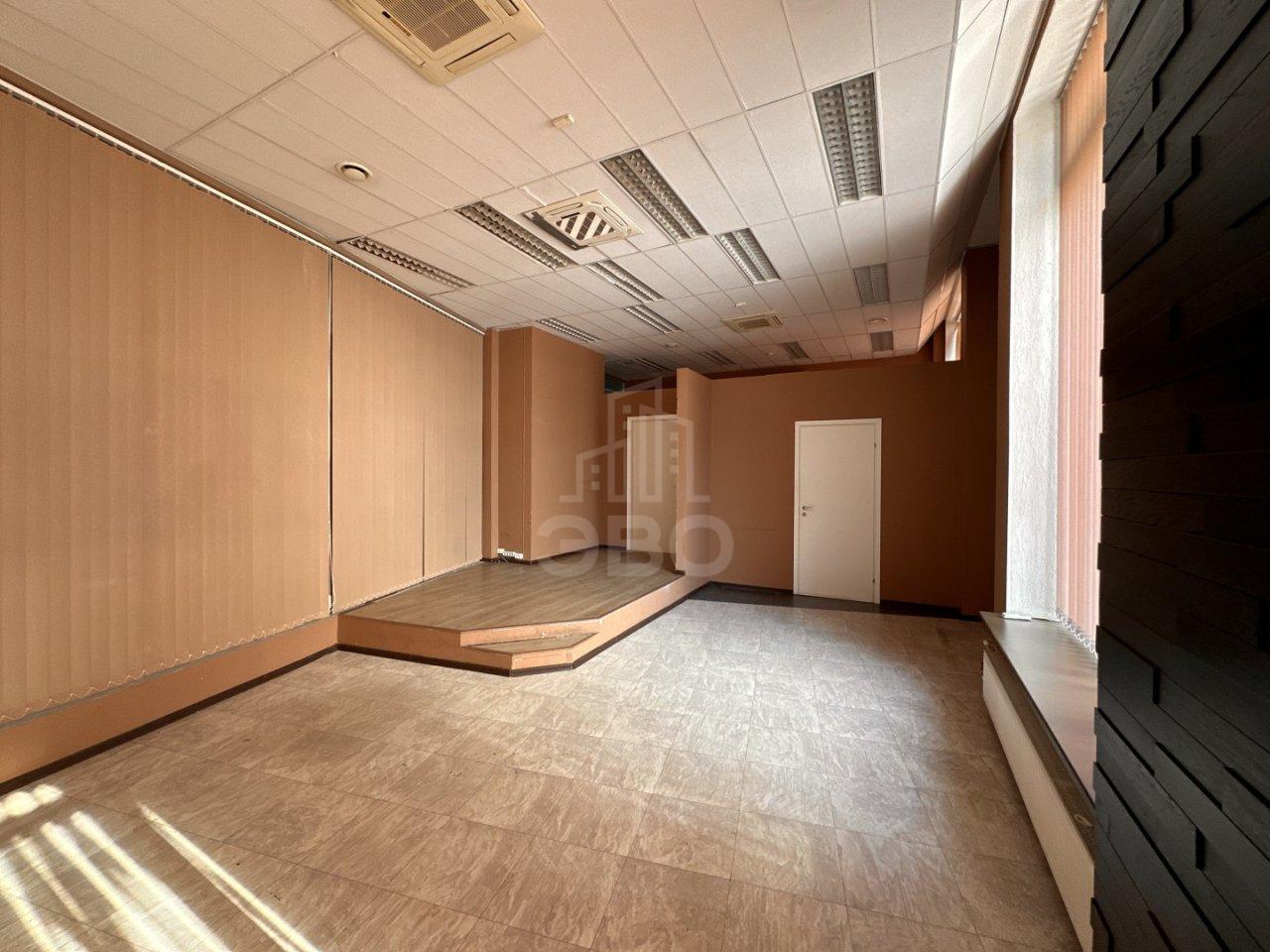 коммерция в Санкт-Петербурге по адресу: Боровая ул., 32