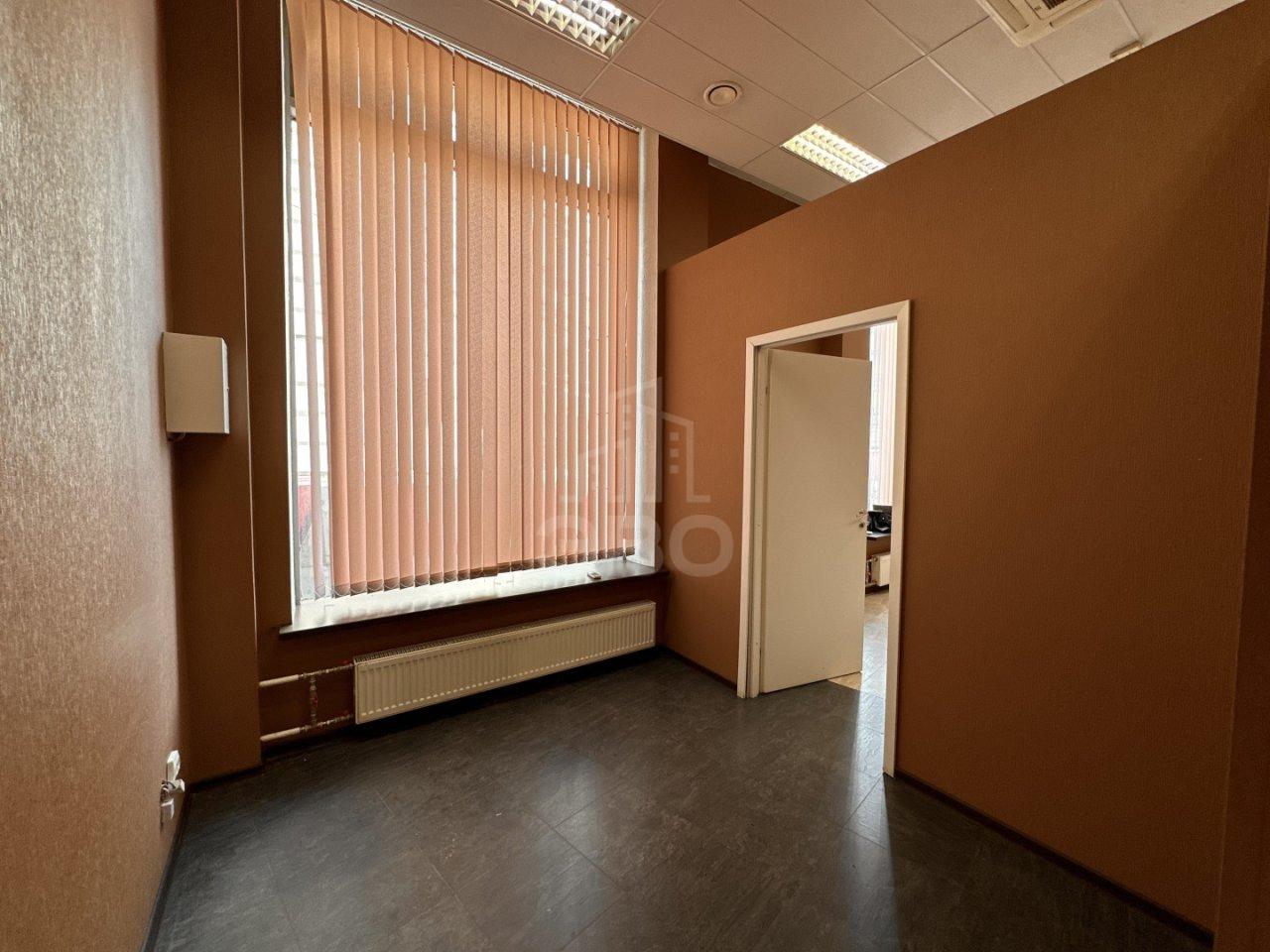 коммерция в Санкт-Петербурге по адресу: Боровая ул., 32