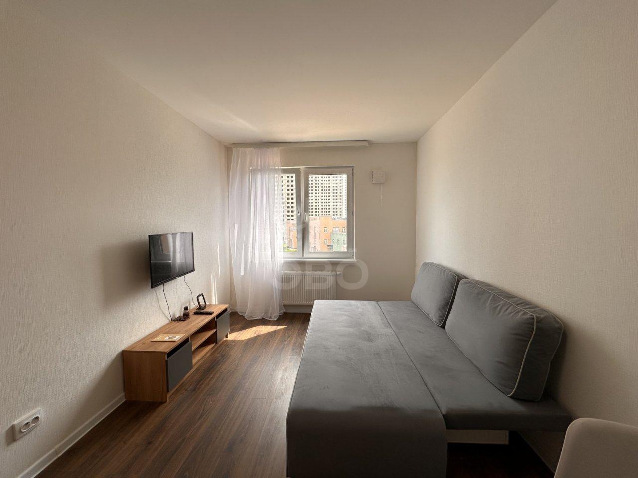 однокомнатная квартира в Санкт-Петербурге по адресу: Большевиков проспект, 68, к 1