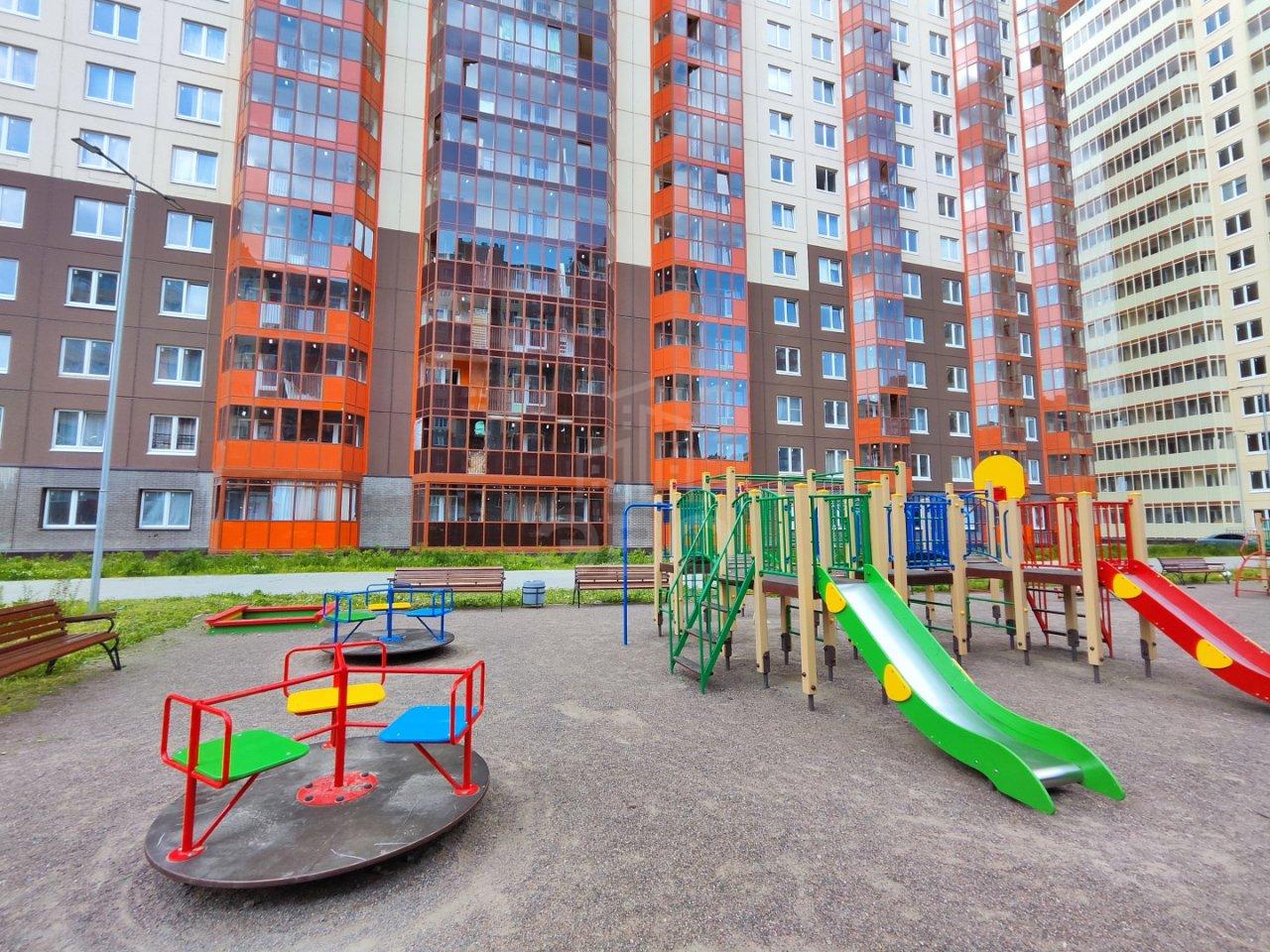 однокомнатная квартира в Санкт-Петербурге по адресу: Шоссе в Лаврики ул., 78, к 1