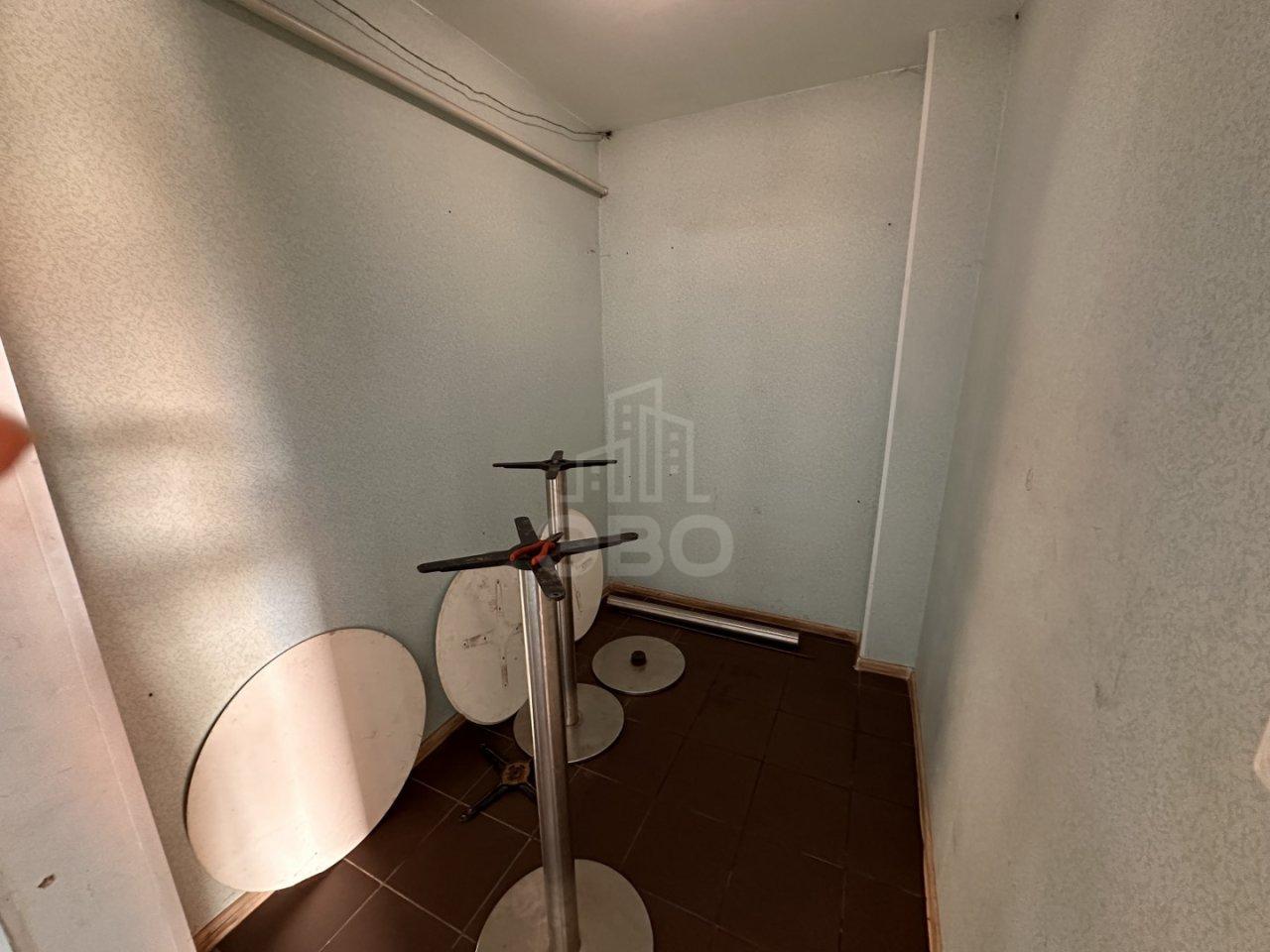 коммерция в Санкт-Петербурге по адресу: Купчинская ул., 24