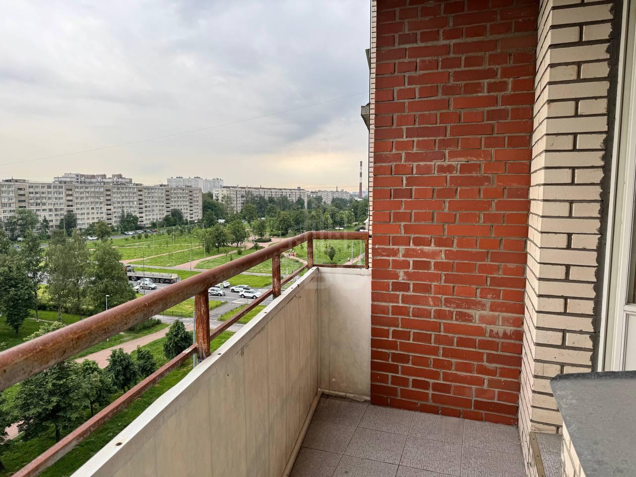 двухкомнатная квартира в Санкт-Петербурге по адресу: Искровский проспект, 32, к 1