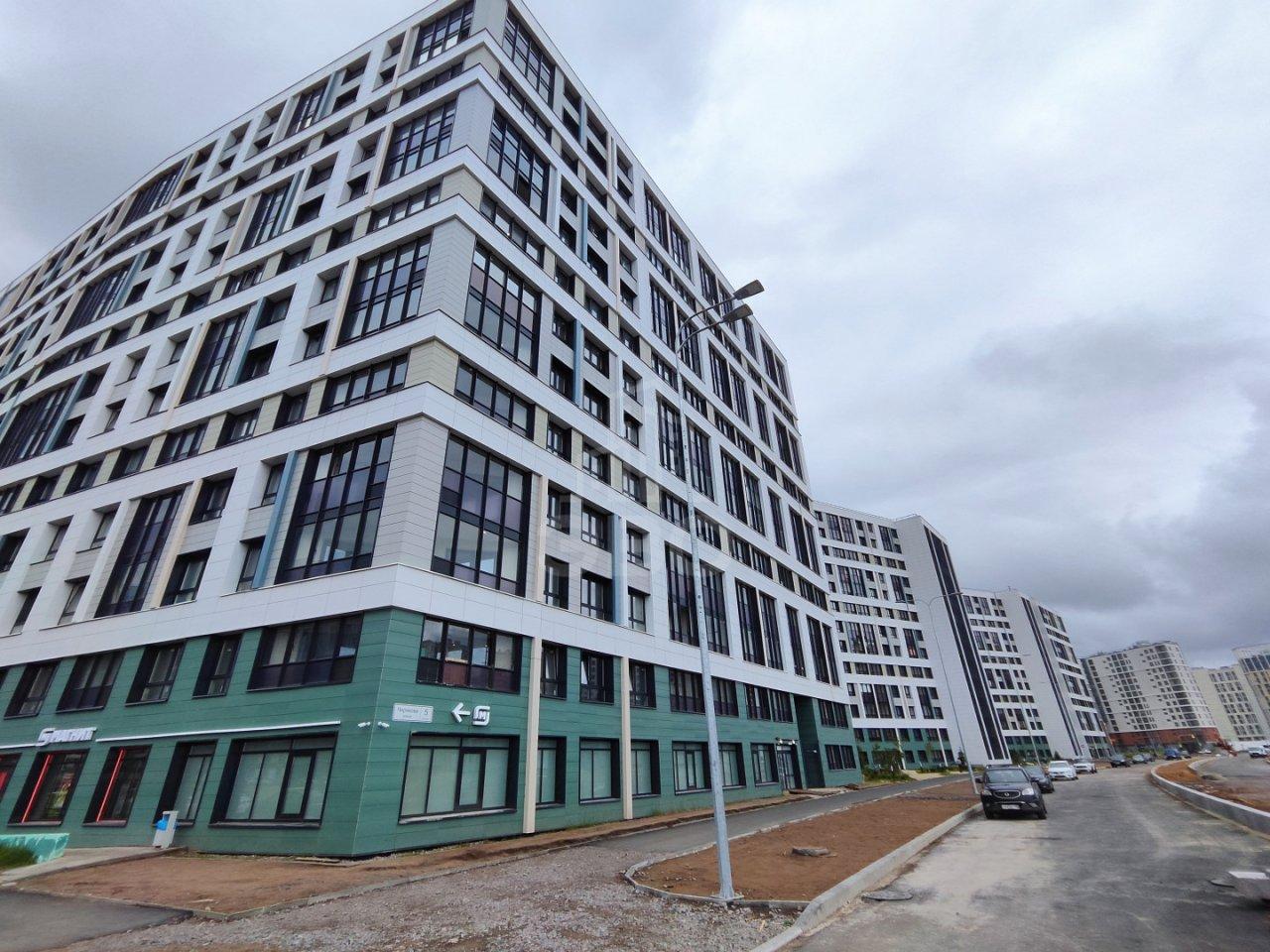 однокомнатная квартира в Санкт-Петербурге по адресу: Чирикова ул., 5, строение 1