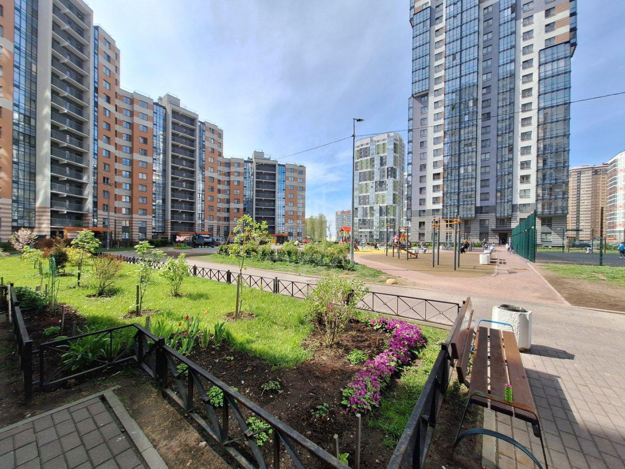 однокомнатная квартира в Санкт-Петербурге по адресу: Богословская ул., 4, к 3, строение 1