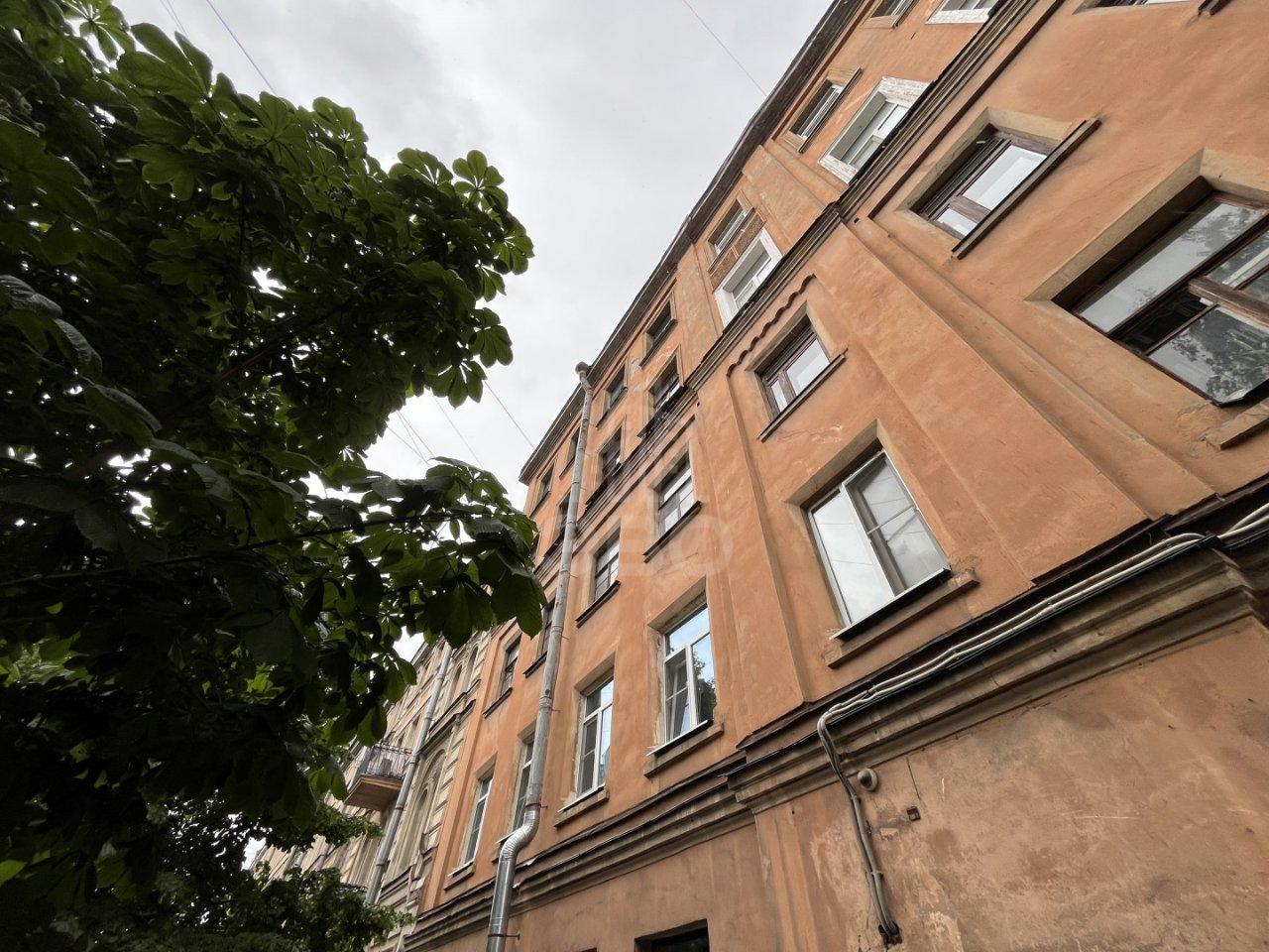 трехкомнатная квартира в Санкт-Петербурге по адресу: 13-я Красноармейская ул., 13