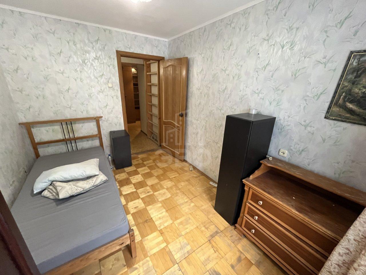 трехкомнатная квартира в Санкт-Петербурге по адресу: 13-я Красноармейская ул., 13