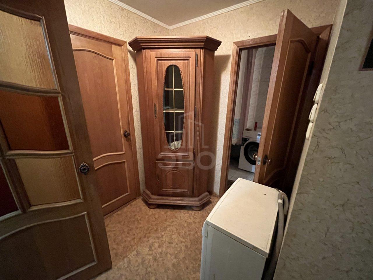 трехкомнатная квартира в Санкт-Петербурге по адресу: 13-я Красноармейская ул., 13