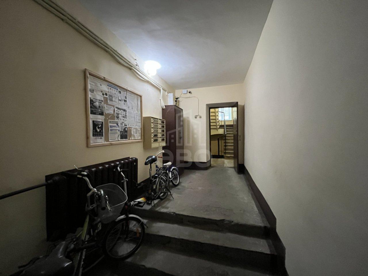 трехкомнатная квартира в Санкт-Петербурге по адресу: 13-я Красноармейская ул., 13