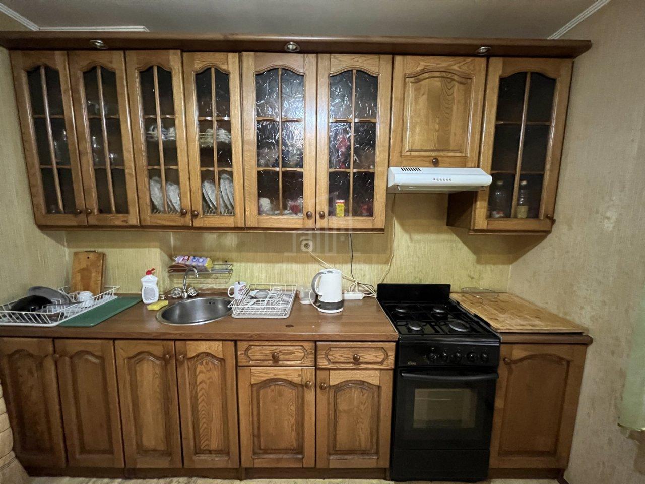 трехкомнатная квартира в Санкт-Петербурге по адресу: 13-я Красноармейская ул., 13