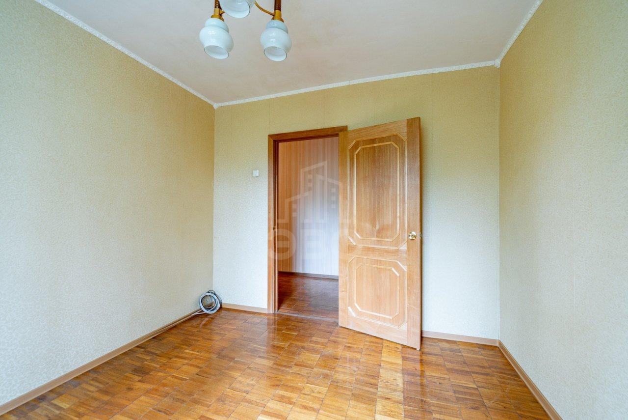 трехкомнатная квартира в Санкт-Петербурге по адресу: Испытателей проспект, 20