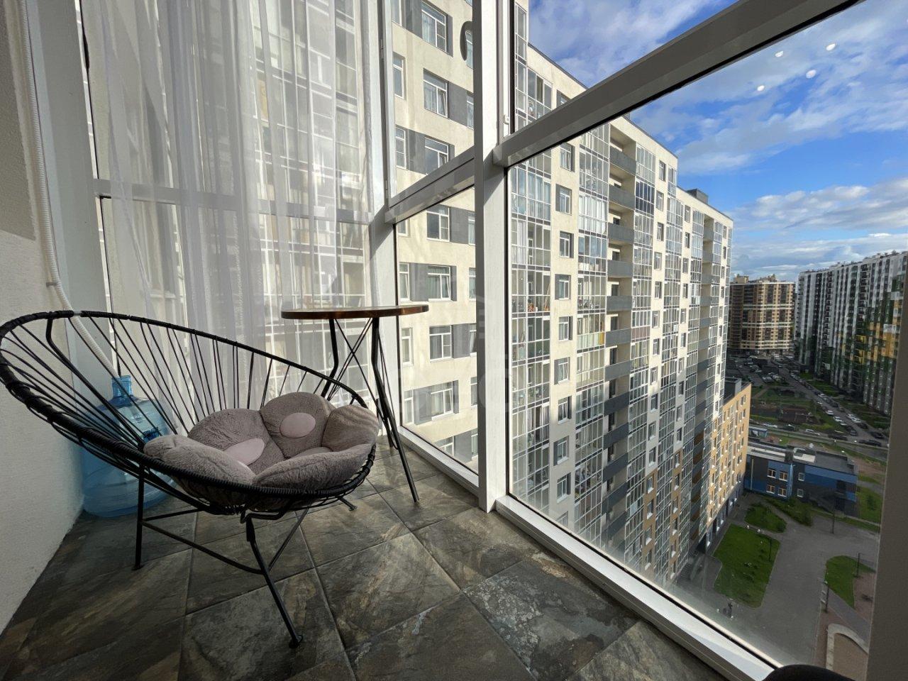 однокомнатная квартира в Санкт-Петербурге по адресу: Ручьевский проспект, 15