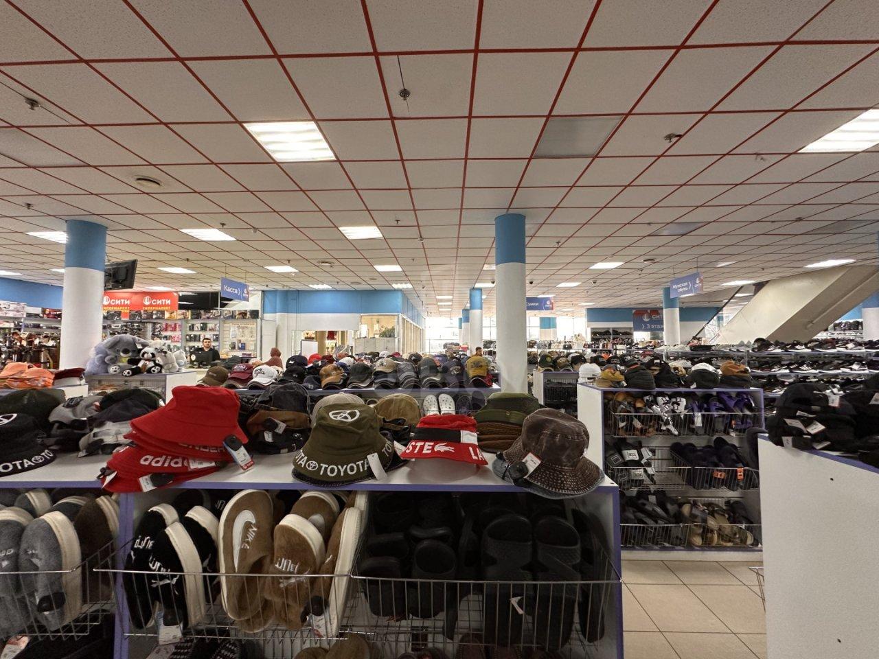 коммерция в Санкт-Петербурге по адресу: Культуры проспект, 20