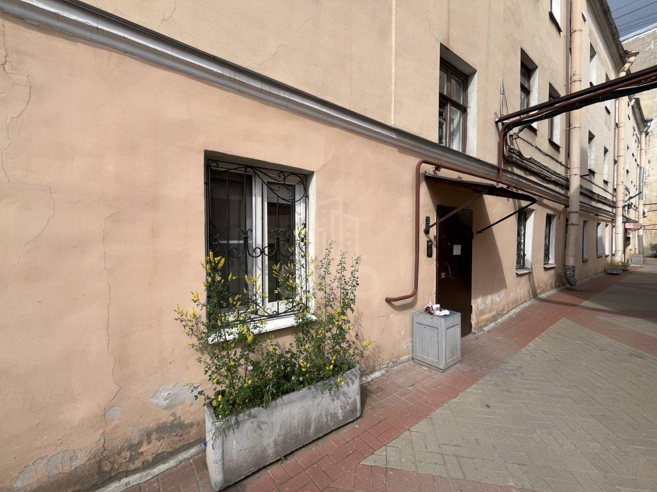 однокомнатная квартира в Санкт-Петербурге по адресу: Канала Грибоедова наб., 102, литера б