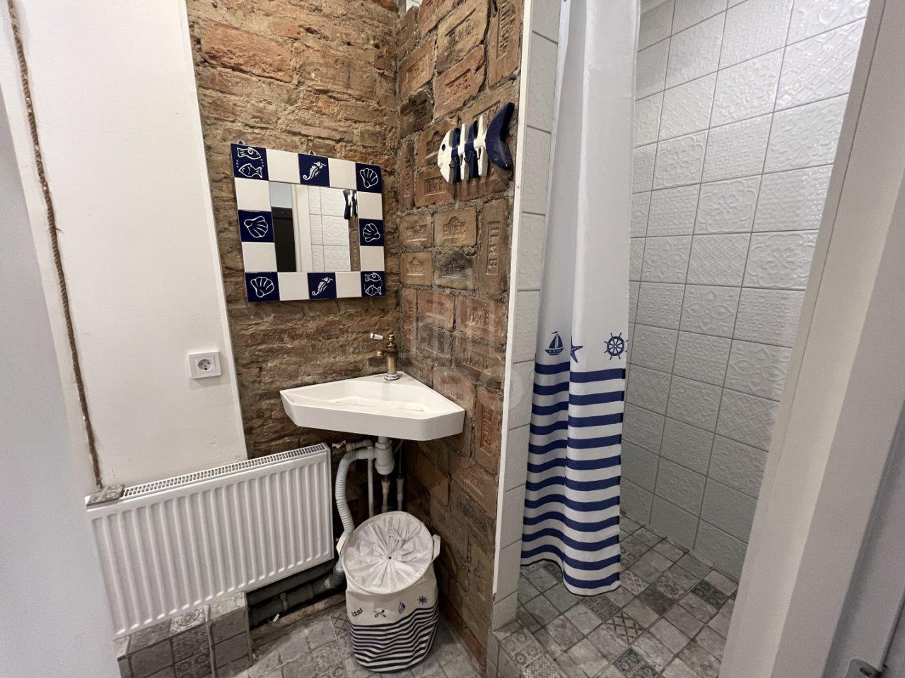 однокомнатная квартира в Санкт-Петербурге по адресу: Канала Грибоедова наб., 102, литера б