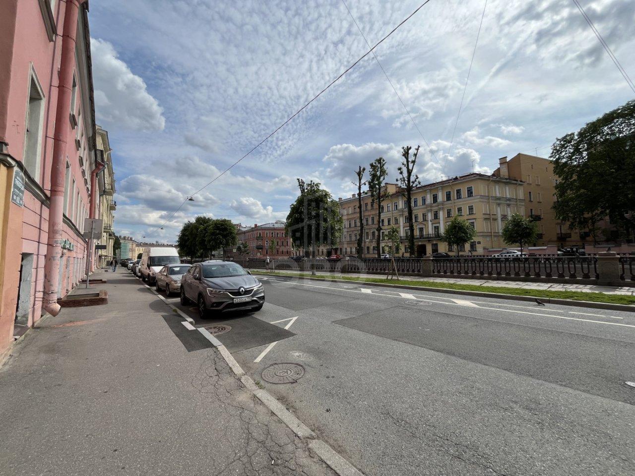 однокомнатная квартира в Санкт-Петербурге по адресу: Канала Грибоедова наб., 102, литера б