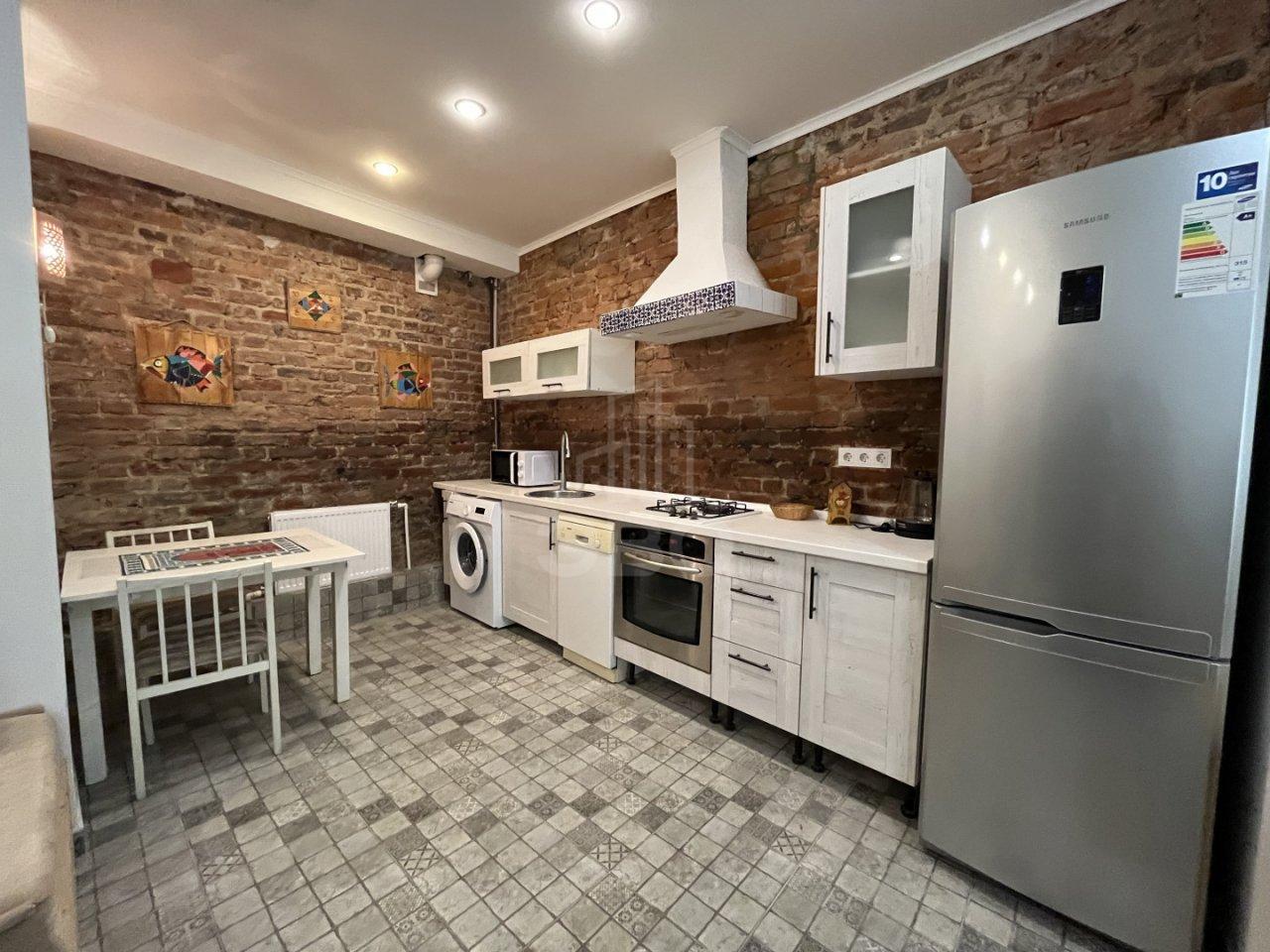 однокомнатная квартира в Санкт-Петербурге по адресу: Канала Грибоедова наб., 102, литера б