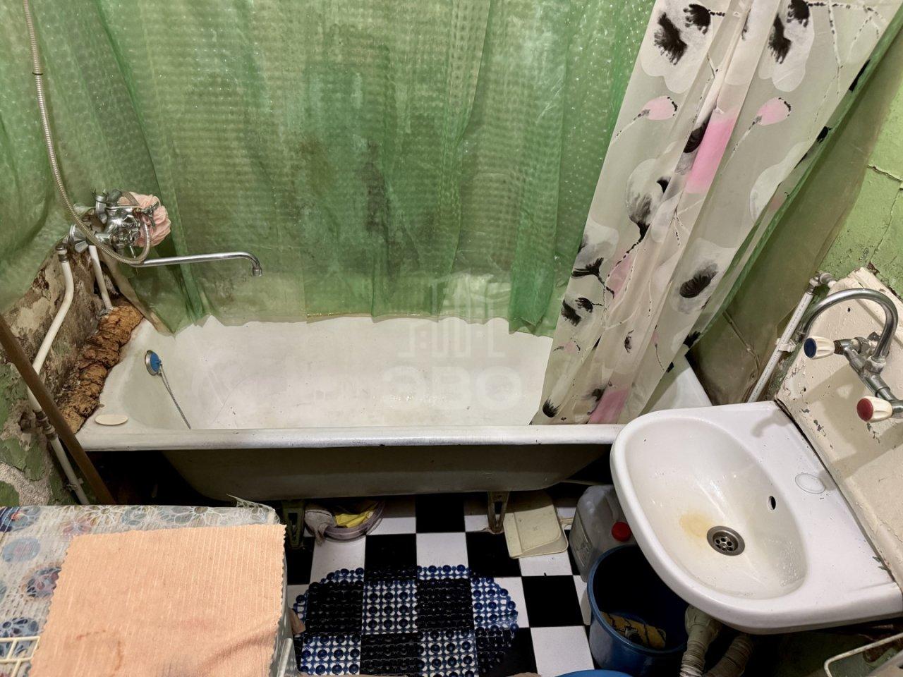 комната в Санкт-Петербурге по адресу: Тихорецкий проспект, 5, к 2