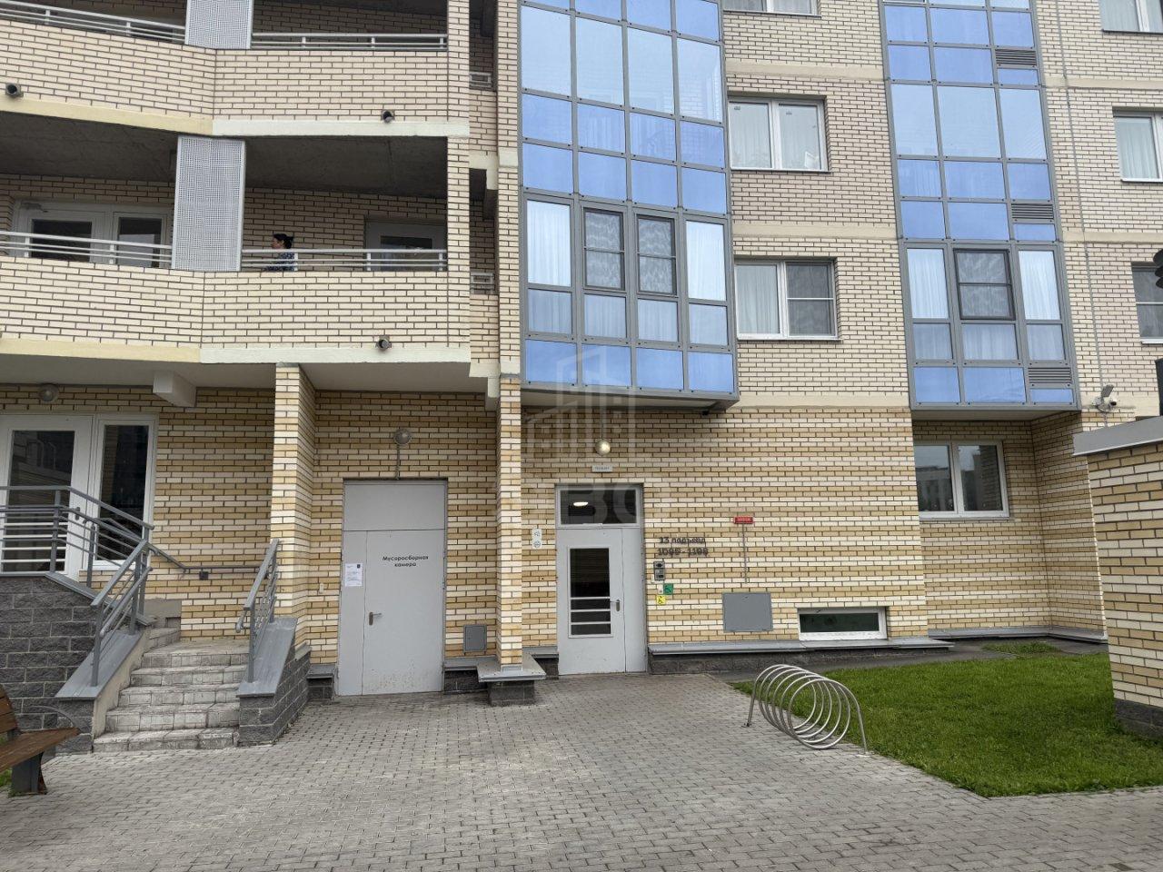 однокомнатная квартира в Санкт-Петербурге по адресу: Заневский проспект, 42