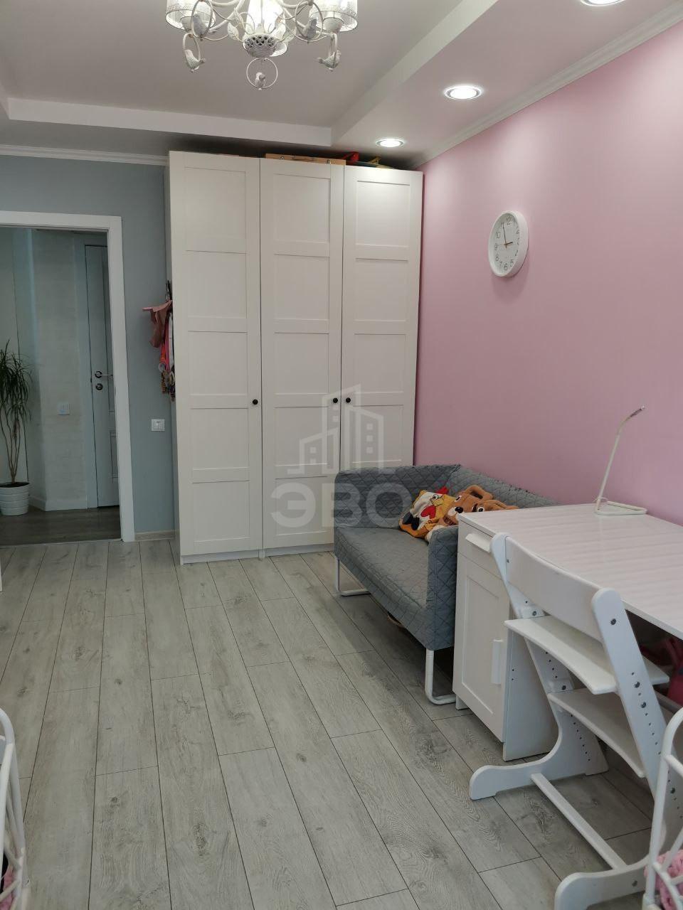 трехкомнатная квартира в Санкт-Петербурге по адресу: Николая Рубцова ул., 13