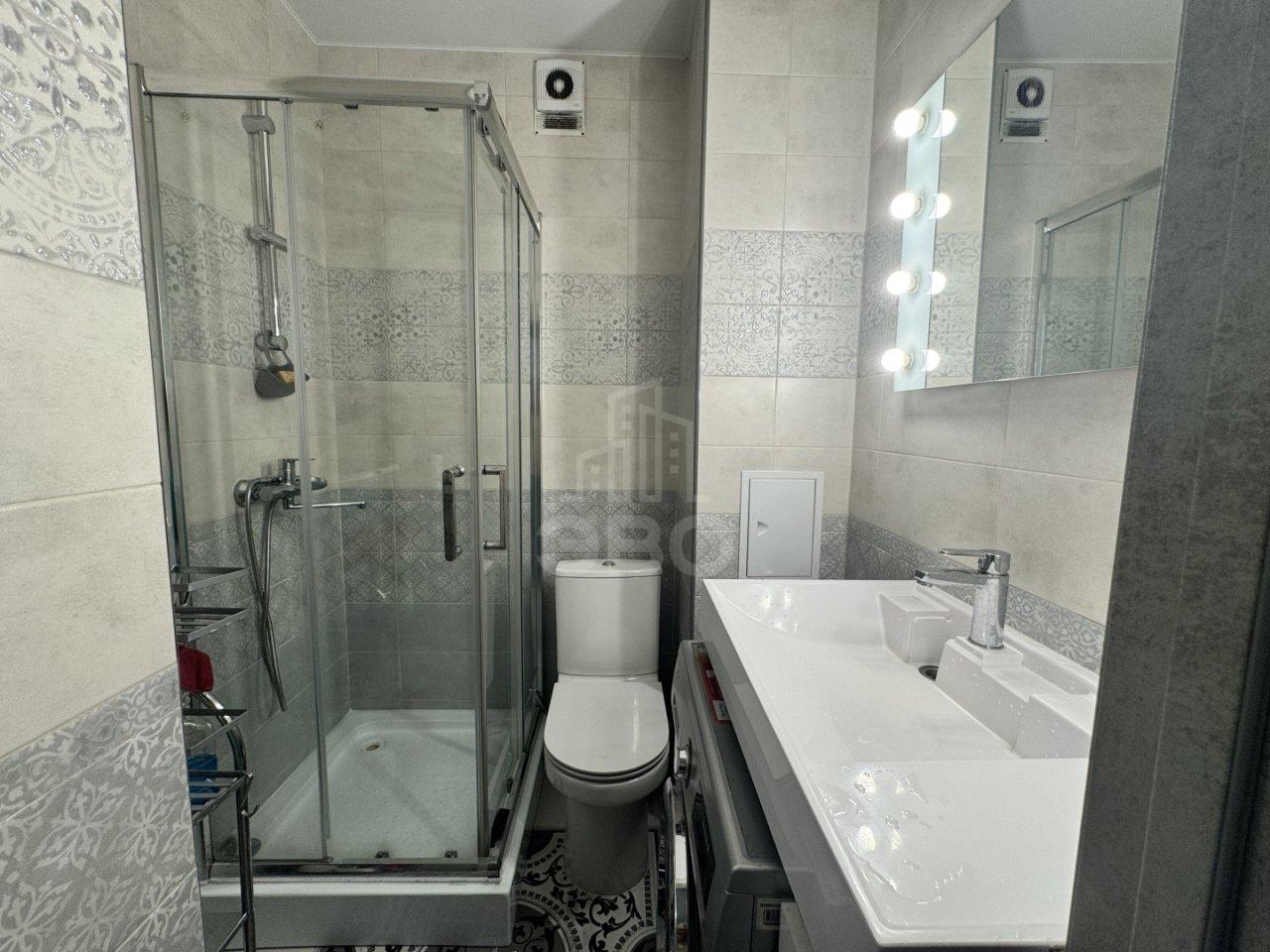 студия в Санкт-Петербурге по адресу: Октябрьская наб., 44