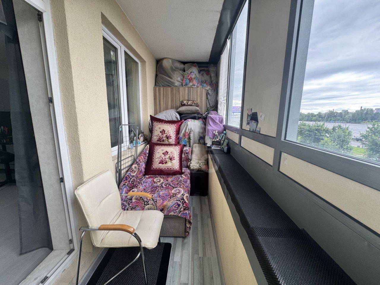 студия в Санкт-Петербурге по адресу: Октябрьская наб., 44