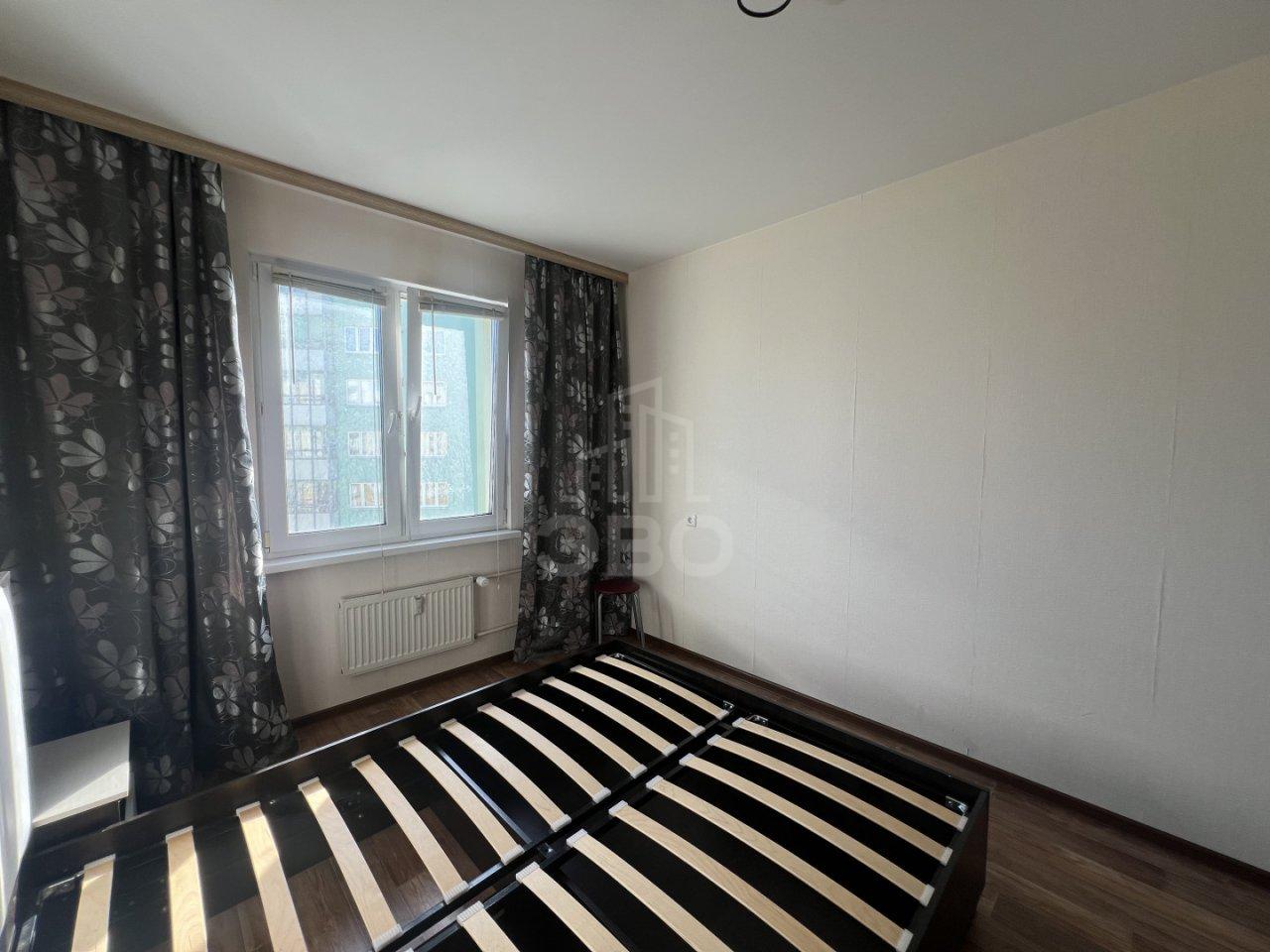 трехкомнатная квартира в Санкт-Петербурге по адресу: Даниила Хармса ул., 8