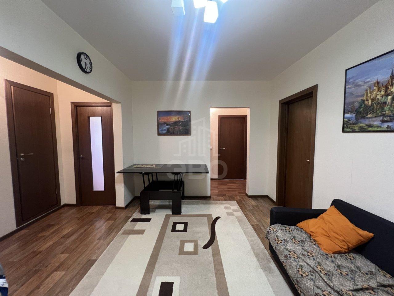 трехкомнатная квартира в Санкт-Петербурге по адресу: Даниила Хармса ул., 8